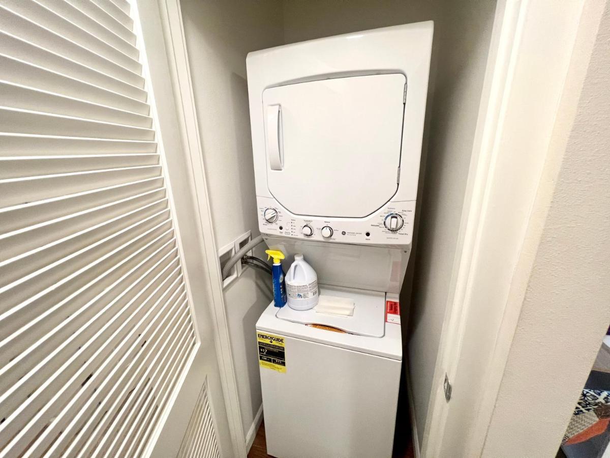Luxury Marina Unit 2 Bedrooms 2 Bathrooms * Los Angeles