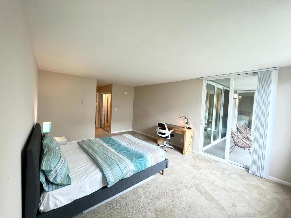 Luxury Marina Unit 2 Bedrooms 2 Bathrooms * Los Angeles