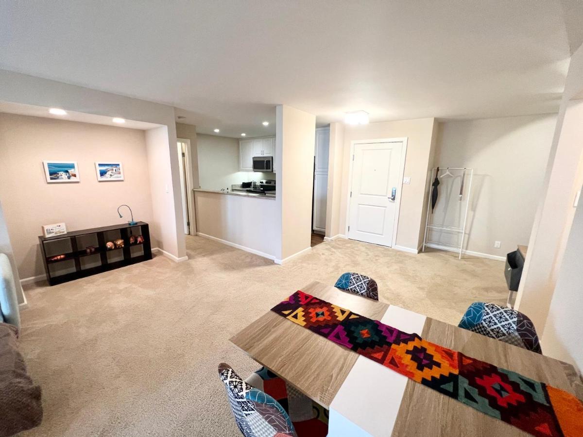 Luxury Marina Unit 2 Bedrooms 2 Bathrooms * Los Angeles